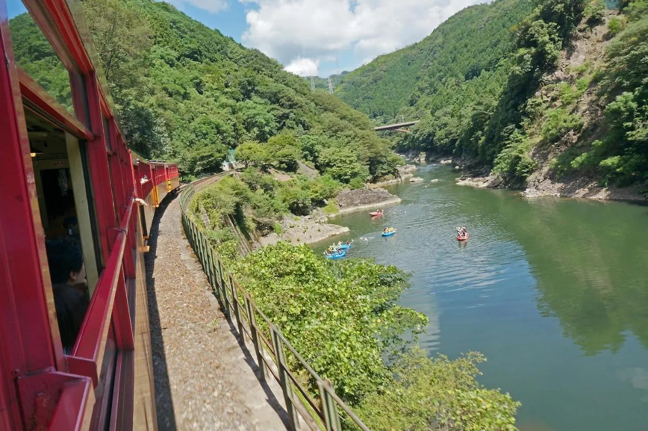 嵯峨岚山比纳里奥酒店 京都