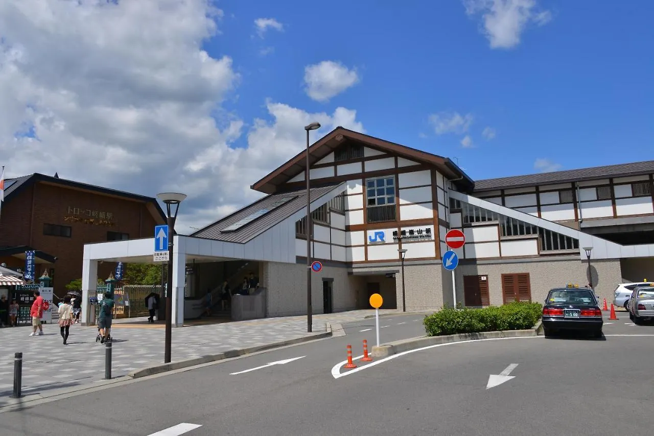 嵯峨岚山比纳里奥酒店 京都 酒店