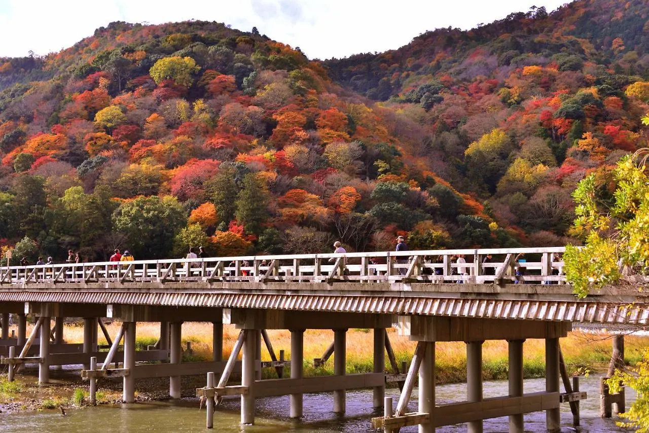 嵯峨岚山比纳里奥酒店 京都